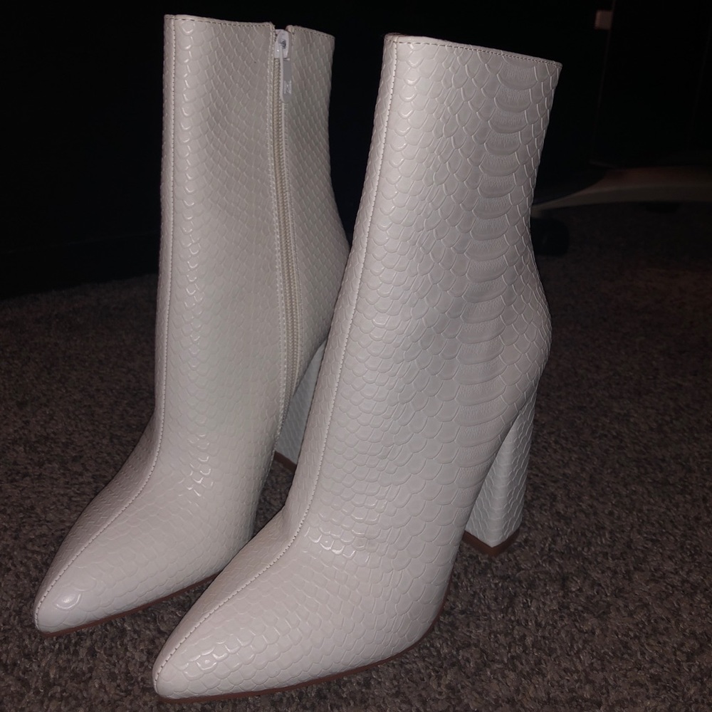 White Croc Block Heel Point Boot